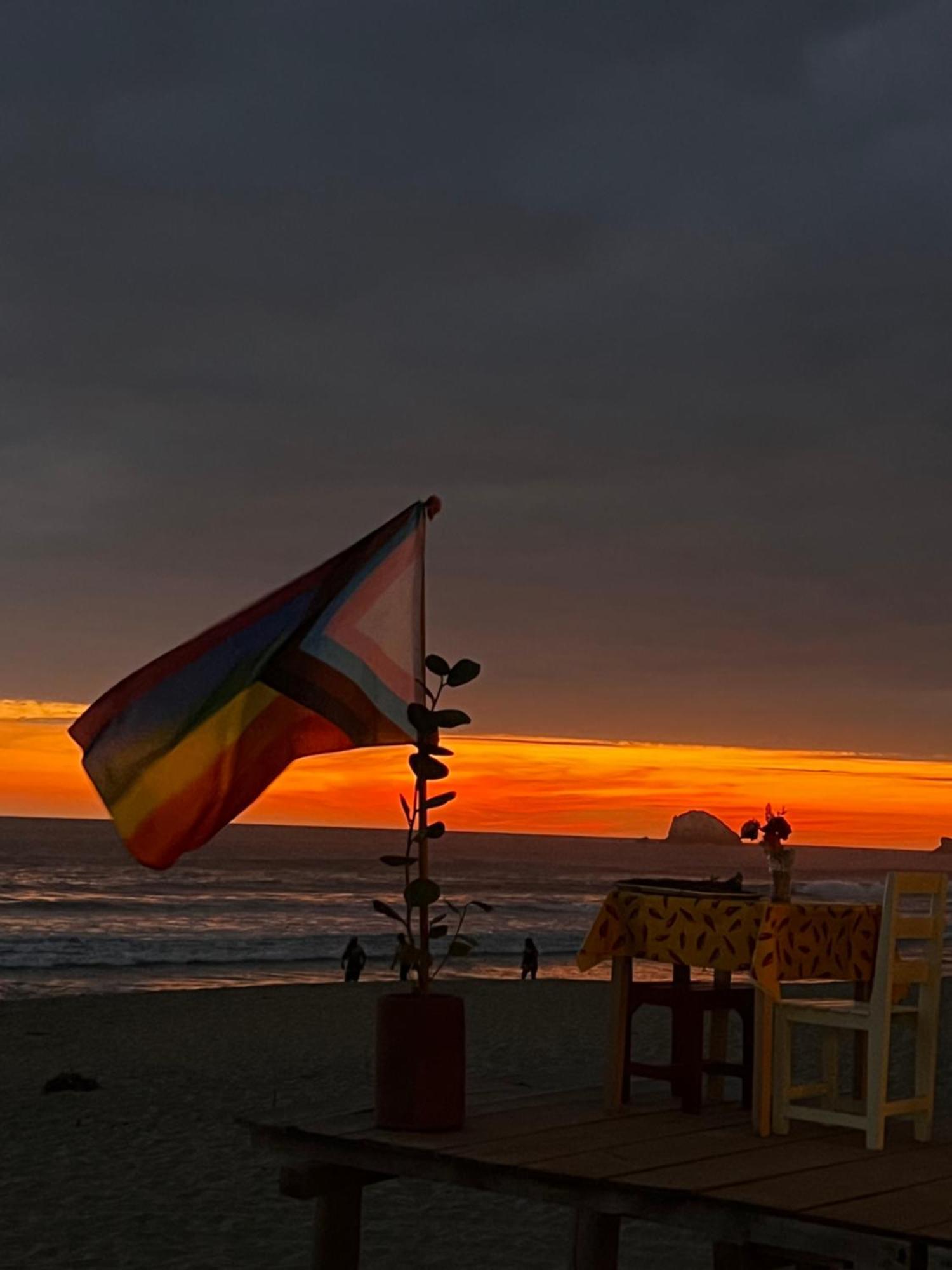 Sebastian De Los Milagros Zipolite Bagian luar foto